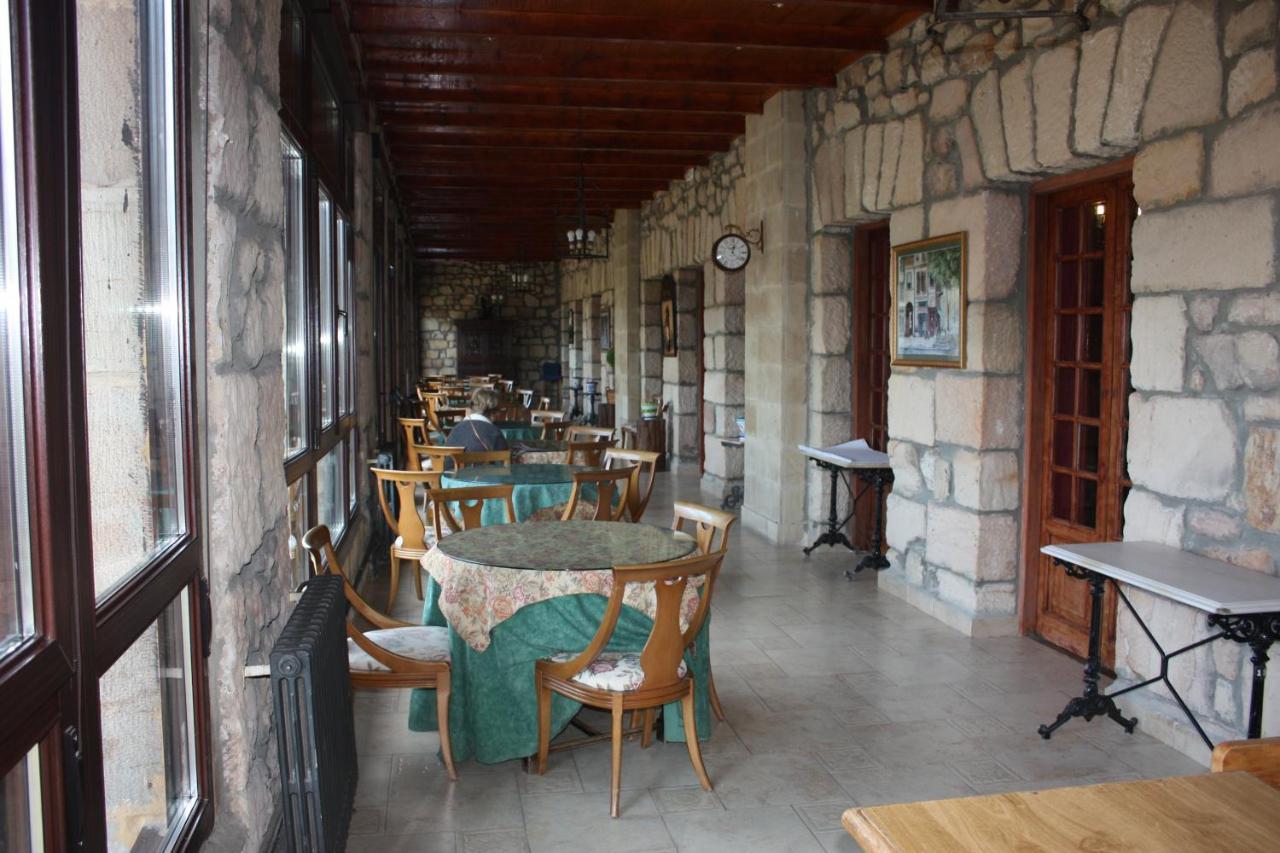 Balneario De Corconte Hotel Cabanas de Virtus ภายนอก รูปภาพ
